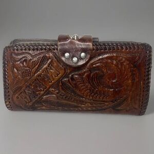 Vintage Brown Leather Hand Tooled Zipper Coin Change Wallet Flowers Western